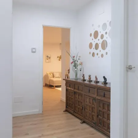 Old Town Con Parking Apartment