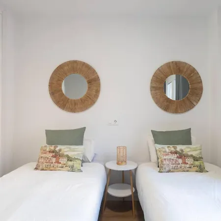 Old Town Con Parking Apartment *